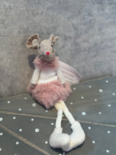 Load image into Gallery viewer, Sitting fabric Mouse