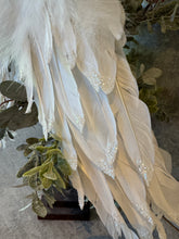 Load image into Gallery viewer, White Feather Wings