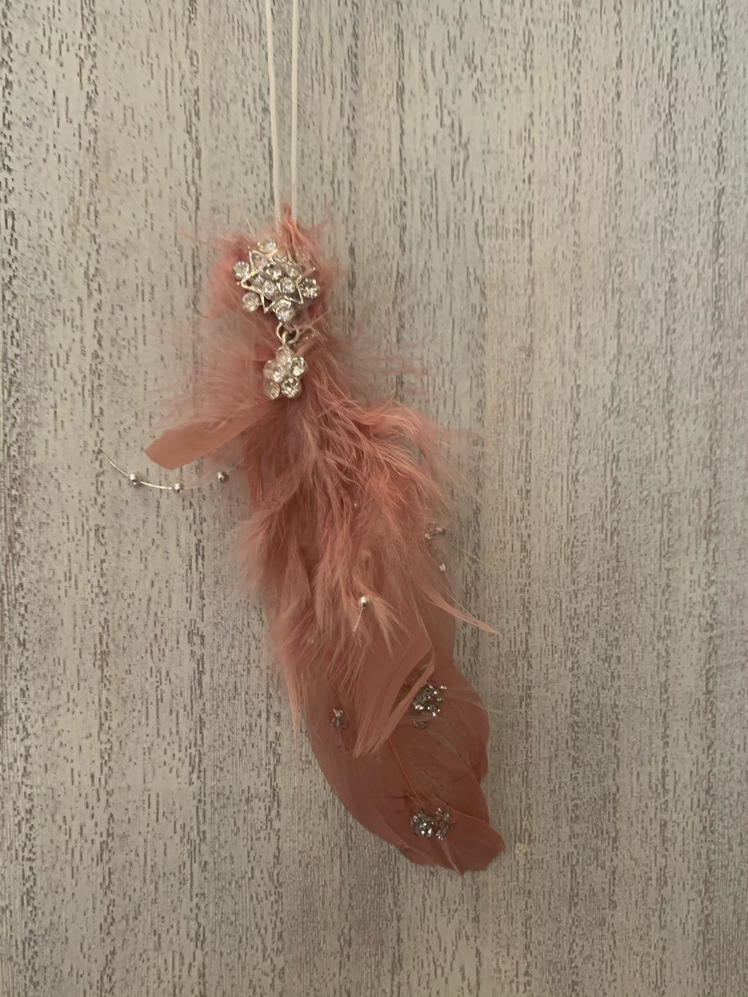 Sparkly Feather Hanger - Dusky Pink
