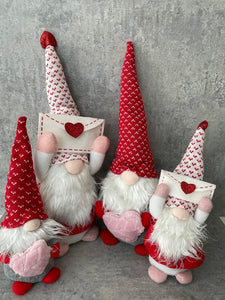 Large Love Gnomes