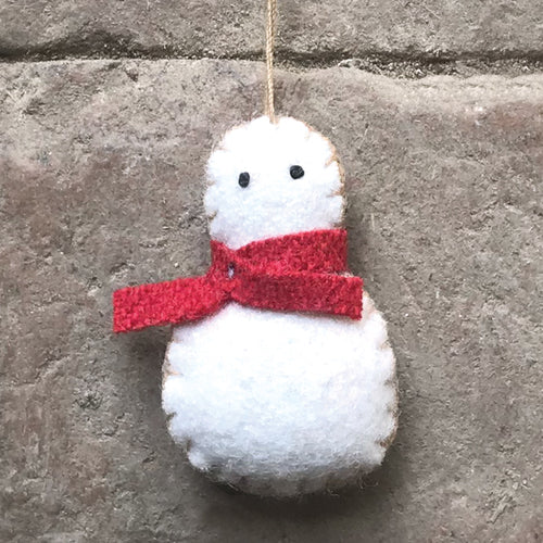Tiny Felt Snowman