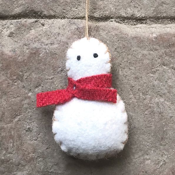 Tiny Felt Snowman